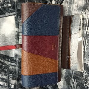 Fossil multicolor leather wallet
